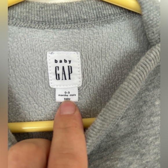 Baby gap winter romper 0-3m - Picture 2 of 4